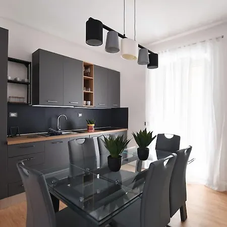 Iflat Normanni Lounge Apartament *