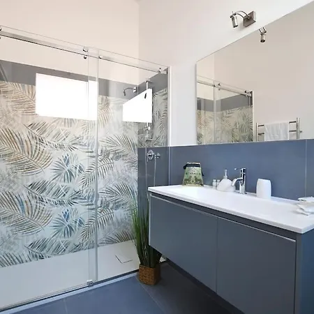 شقة Iflat Normanni Lounge *